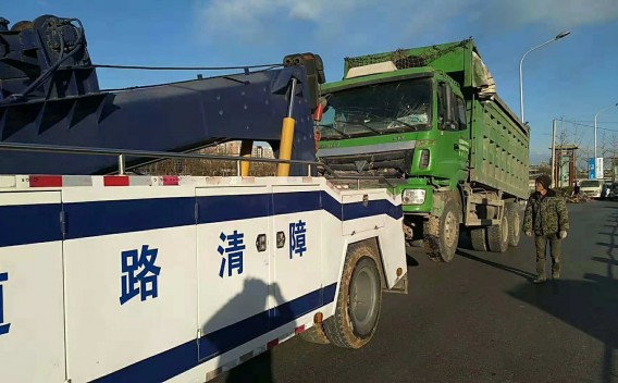 鄒城市道路拖車救援公司